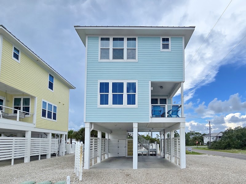 The Tipsy Pelican - Event Venue in Eastpoint, Florida