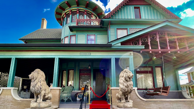 Charles Davis Mansion - Event Venue in Shelbyville, Indiana