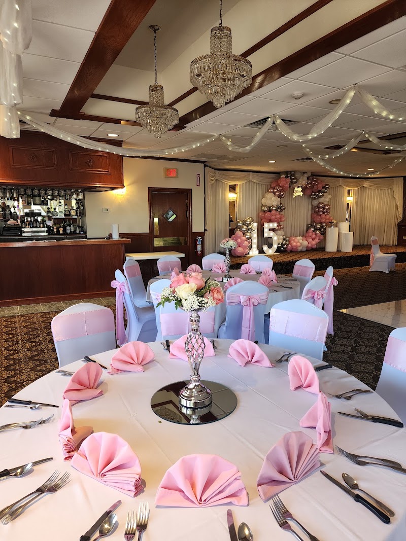 Courtyard Banquets - Event Venue in Warrenville, Illinois