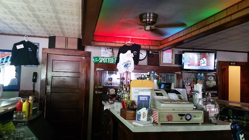 Birmingham’s Bar and Cottages - Event Venue in Sturgeon Bay, Wisconsin