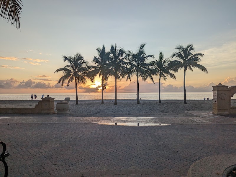 The Dolphin Hollywood Hotel - Event Venue in Hollywood, Florida