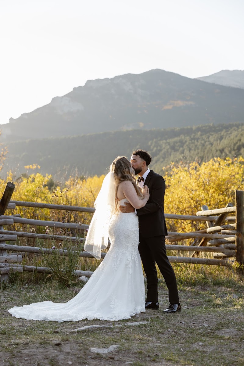 Rocky Mountain Wedding & Elopement Park - Event Venue in Allenspark, Colorado