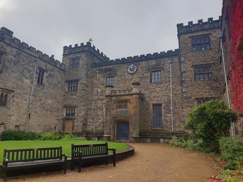 Burnley's Art Gallery & Museum - Event Venue in Burnley, Lancashire