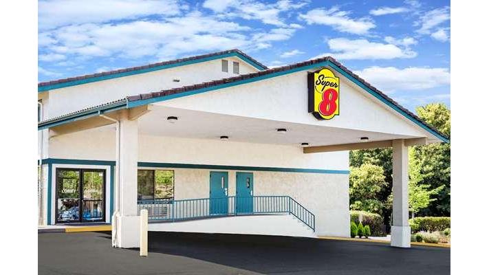 Super 8 by Wyndham Bremerton - Event Venue in Bremerton, Washington