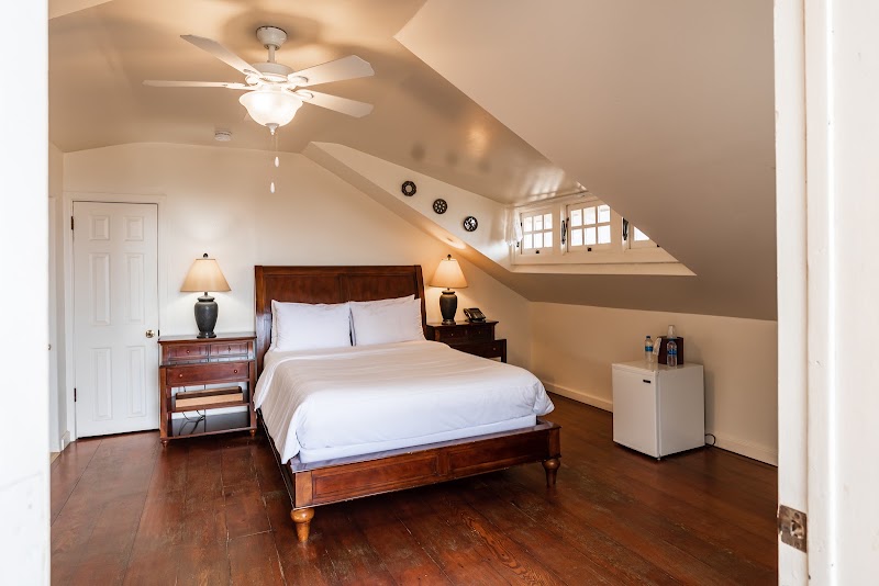 Banning House Lodge - Event Venue in Avalon, California