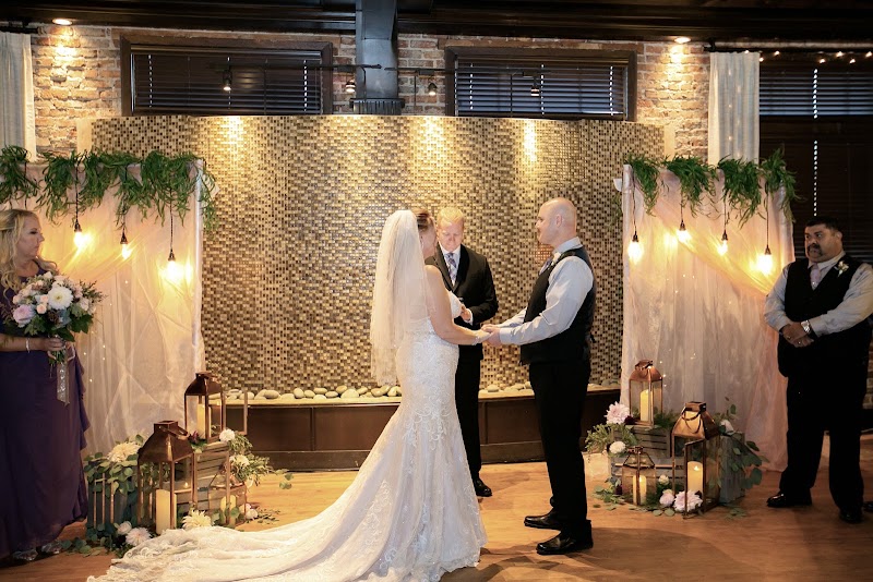 The Hansen Place - Event Venue in Sumner, Washington
