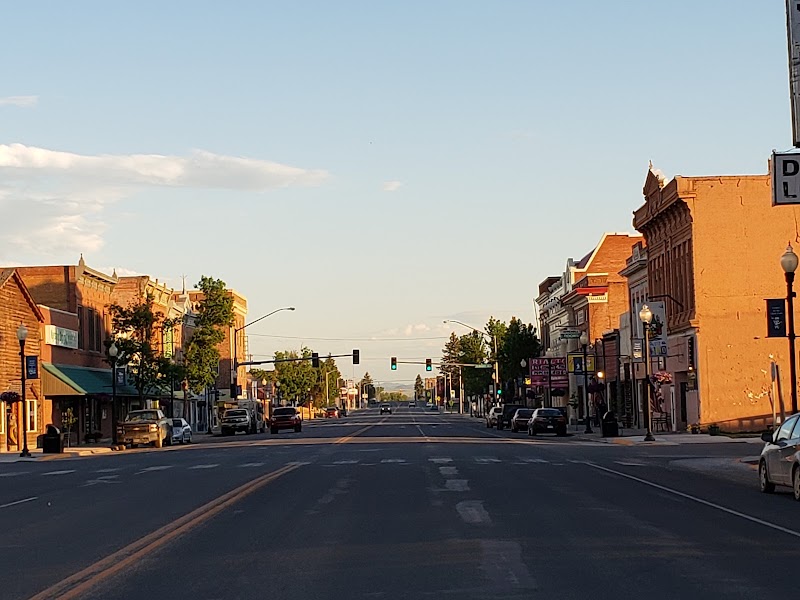 Western Big Sky Inn - Event Venue in Deer Lodge, Montana