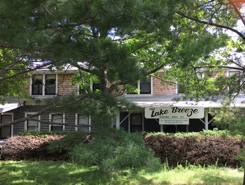 Lake Breeze Resort Hotel - Event Venue in Eagle Harbor, Michigan