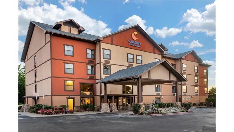 Comfort Inn & Suites Branson Meadows - Event Venue in Branson, Missouri