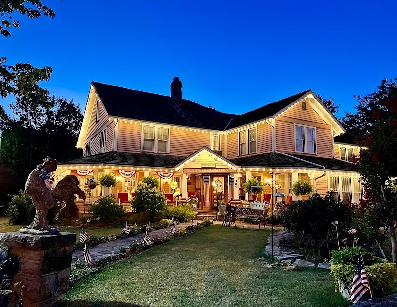 The Inn at Mountain View Bed & Breakfast - Event Venue in Mountain View, Arkansas