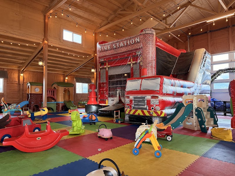 Holt Stage Hideaway - Event Venue in Kalispell, Montana