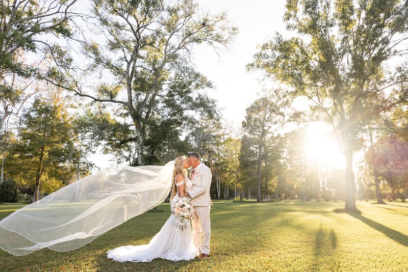 Cypress Creek Farmhouse - Event Venue in Astatula, Florida