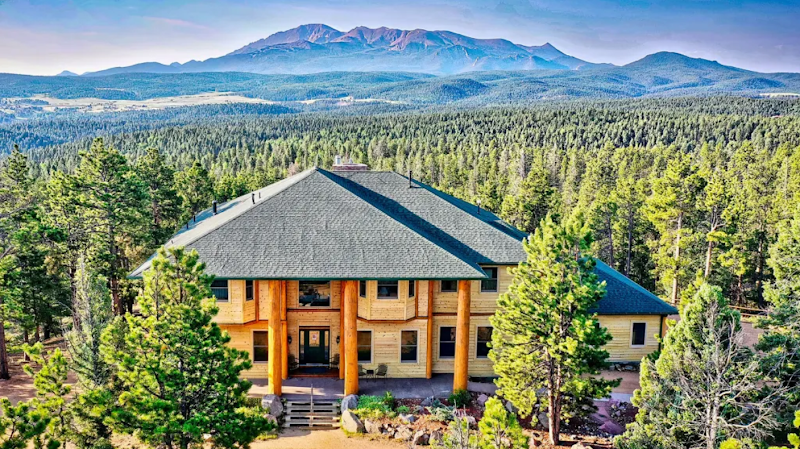 El Tesoro de los Angeles Retreat Center - Event Venue in Woodland Park, Colorado