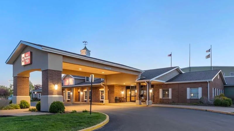 Best Western Plus Steeplegate Inn - Event Venue in Davenport, Iowa