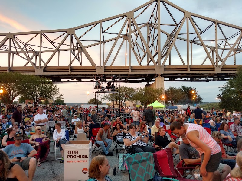CEFCU Center Stage at The Landing - Event Venue in Peoria, Illinois