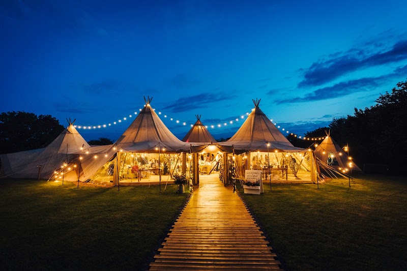 Dovecote Events (Barn & Tipi Venue) - Event Venue in Adderbury, Oxfordshire