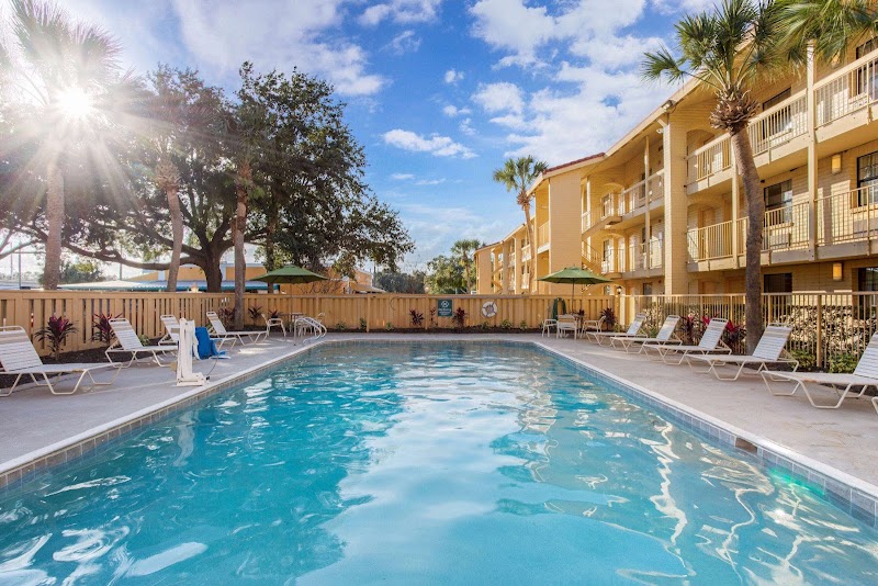 La Quinta Inn by Wyndham Orlando Airport West - Event Venue in Orlando, Florida
