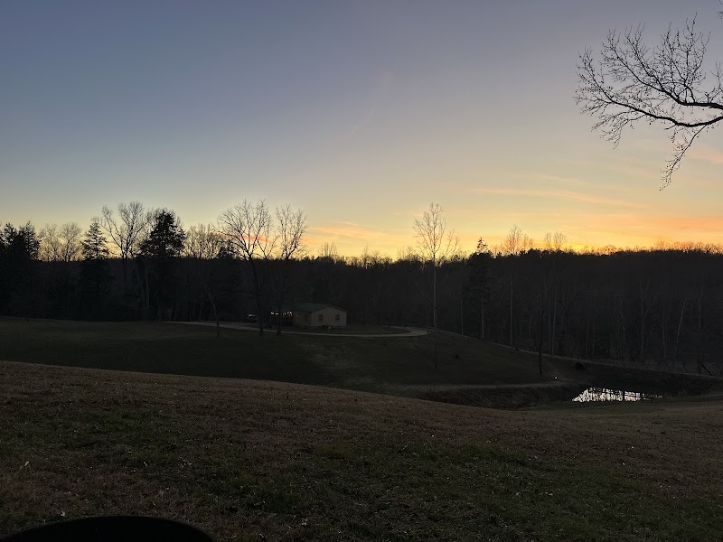 Peaceful Hills Retreat - Event Venue in Centerville, Tennessee