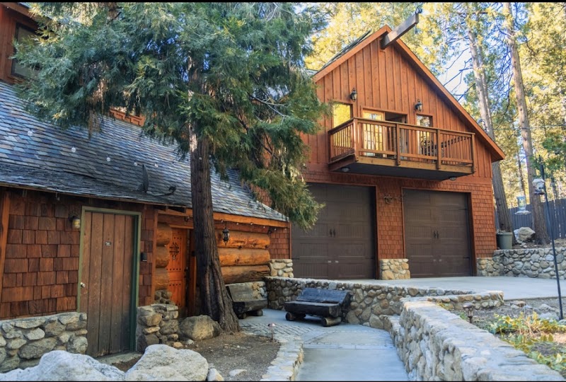 Root Stone Lodge - Event Venue in Idyllwild-Pine Cove, California
