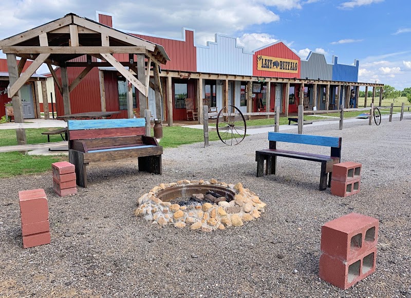 The Lazy Buffalo Cabins, Bunkhouse, and Venue - Event Venue in Cache, Oklahoma
