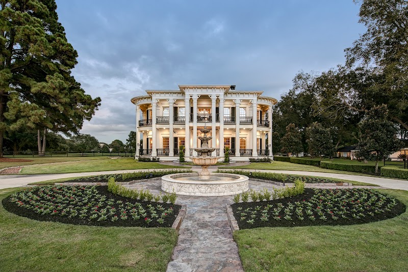 Sandlewood Manor - Event Venue in Tomball, Texas