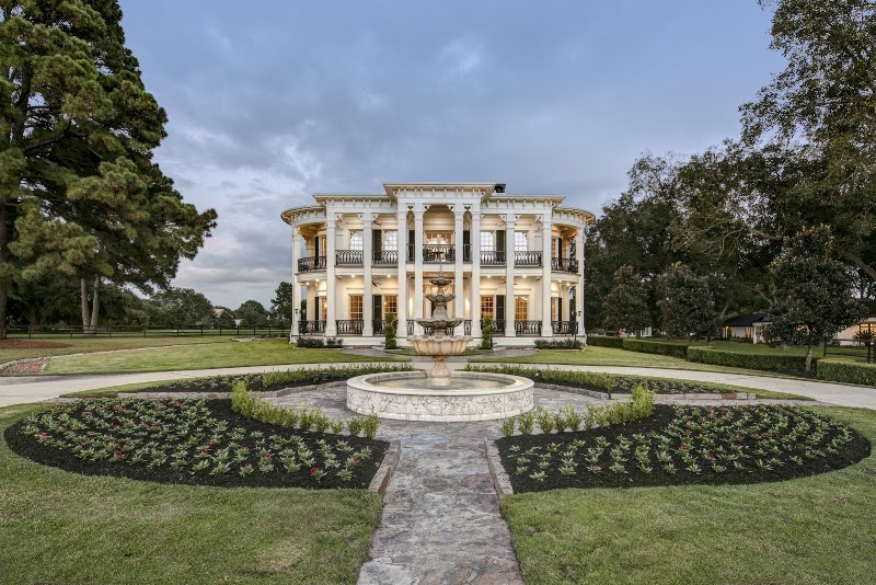 Sandlewood Manor - Event Venue in Tomball, Texas