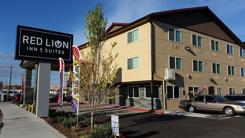Red Lion Inn & Suites Everett - Event Venue in Everett, Washington