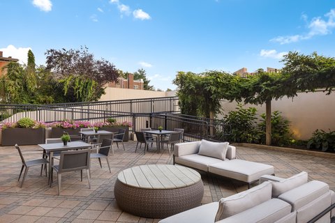 Courtyard by Marriott New Haven at Yale - Event Venue in New Haven, Connecticut