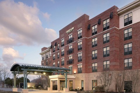 Courtyard by Marriott Saratoga Springs - Event Venue in Saratoga Springs, New York