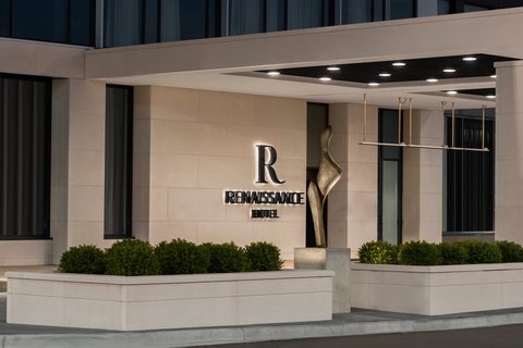 Renaissance Milwaukee West Hotel - Event Venue in Wauwatosa, Wisconsin