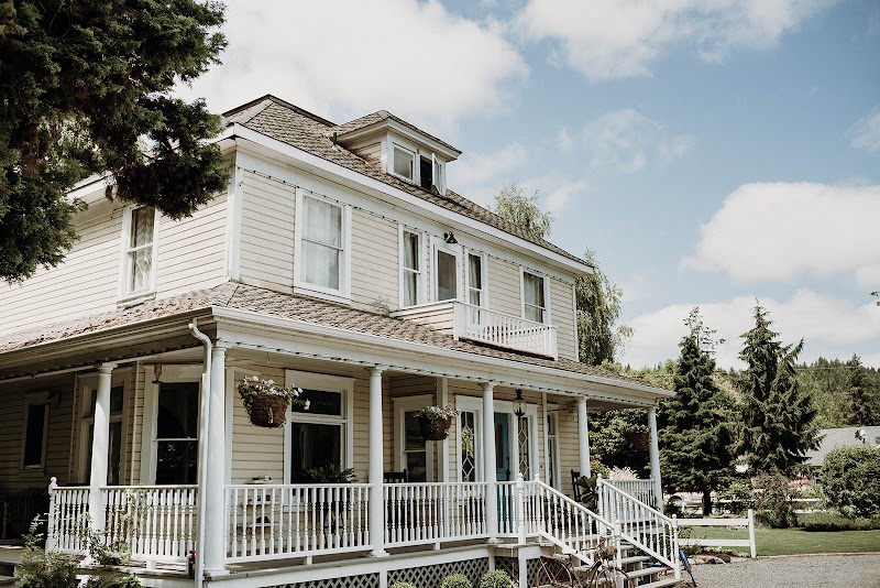 Farmhouse 14 - Event Venue in Puyallup, Washington