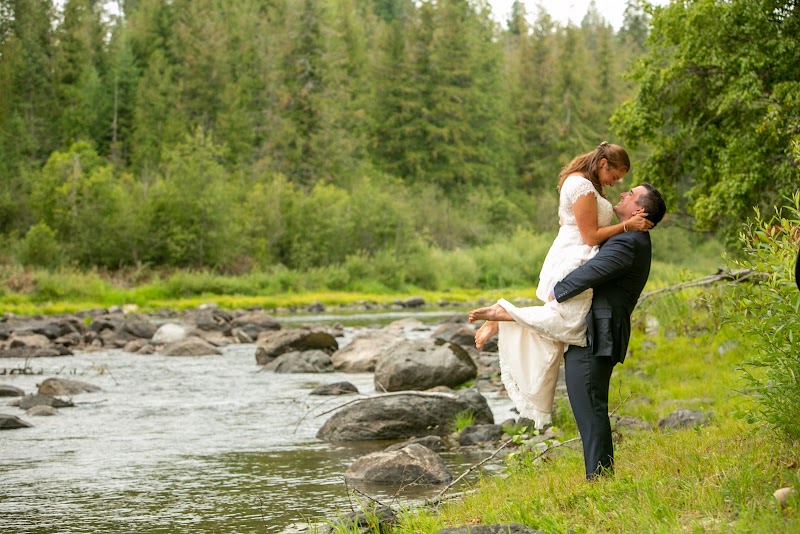 Cedar River Weddings & Events - Event Venue in Priest River, Idaho