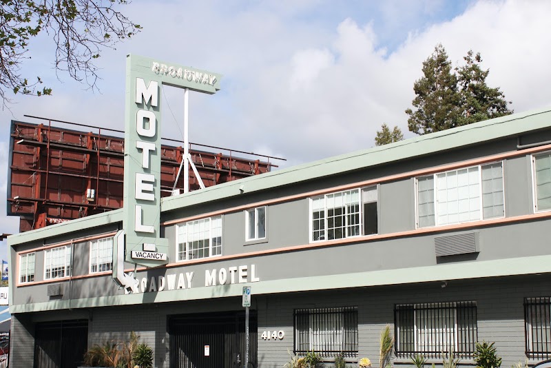 Signature Inn Berkeley Oakland - Event Venue in Oakland, California