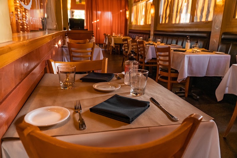 Max's Bistro & Bar - Event Venue in Fresno, California