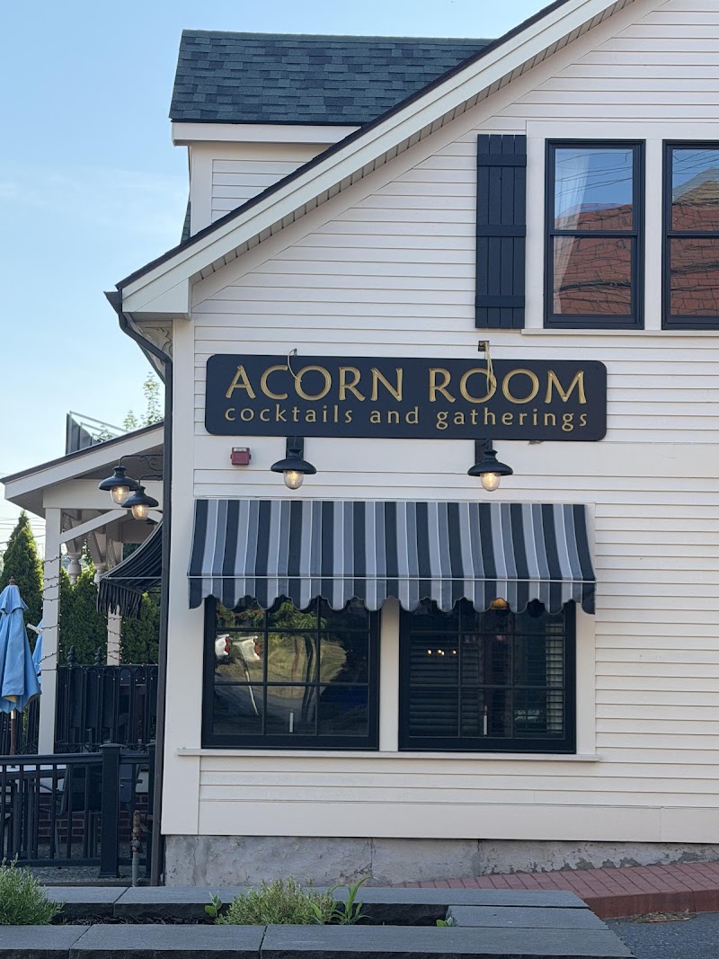 Acorn Room Cocktails And Gatherings - Event Venue in North Providence, Rhode Island