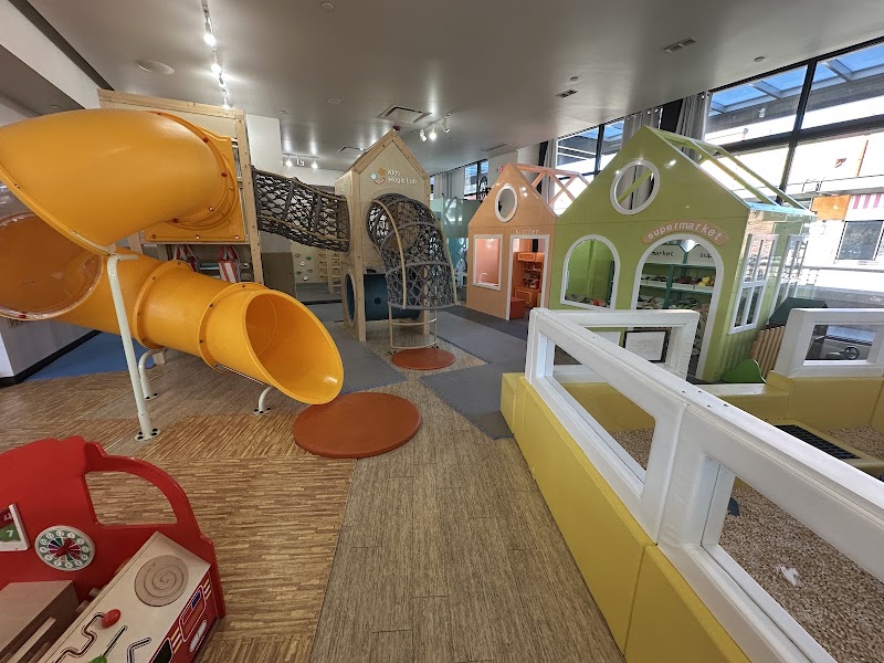 Kids Magic Lab - Event Venue in Redmond, Washington
