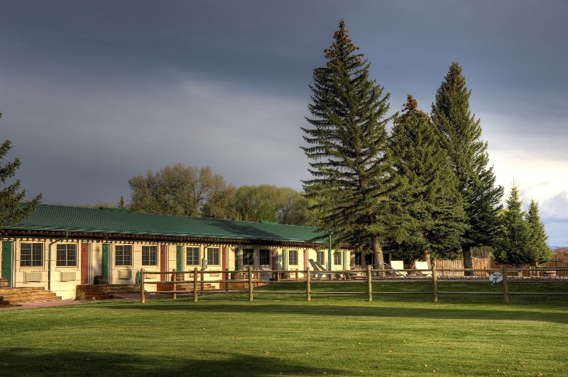 Saratoga Hot Springs Resort - Event Venue in Saratoga, Wyoming