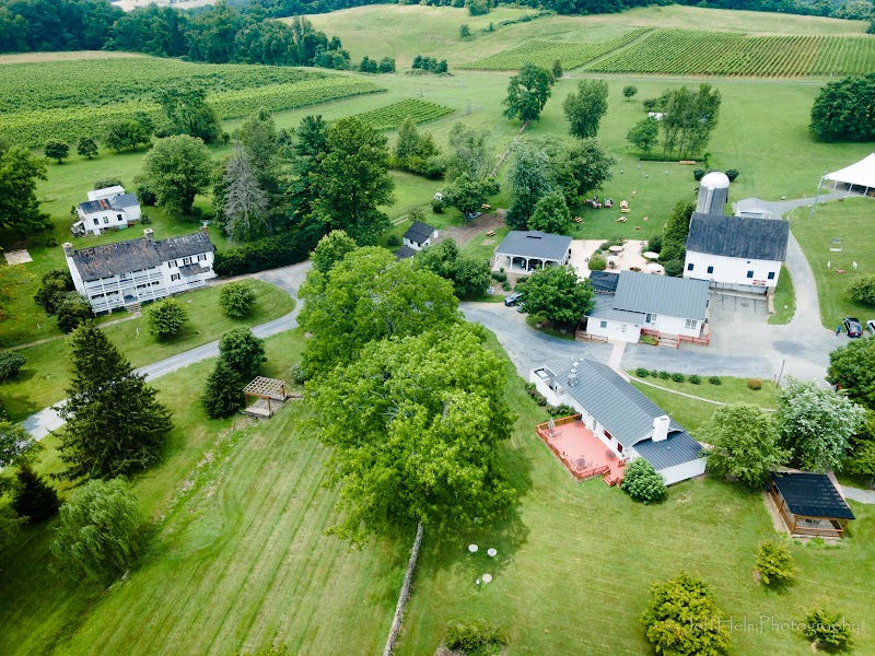 868 Estate Vineyards - Event Venue in Purcellville, Virginia