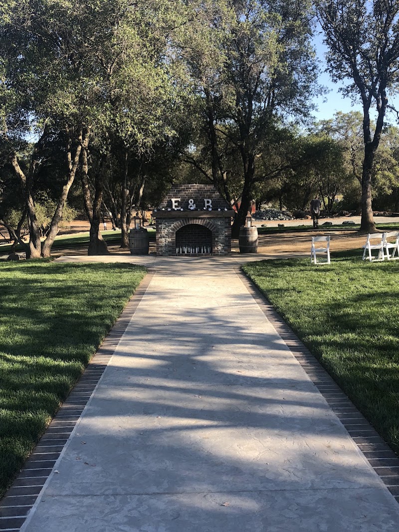 Barns at Willow Creek - Event Venue in Browns Valley, California