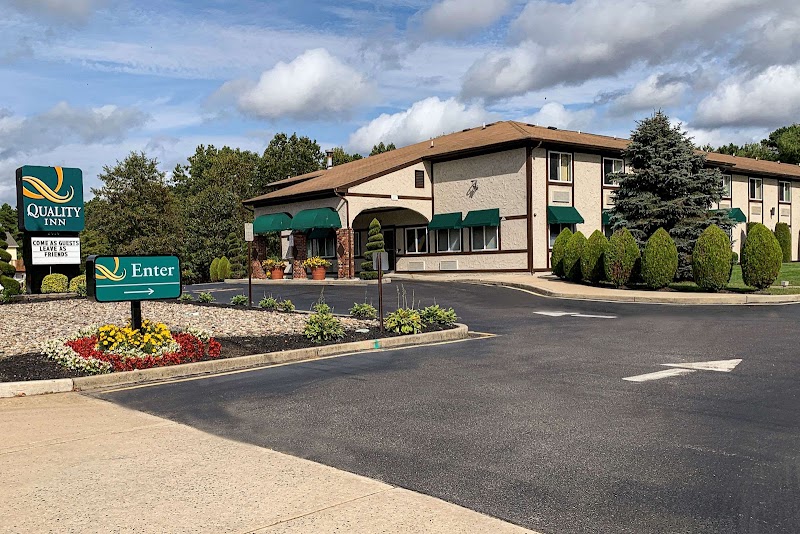 Quality Inn near Toms River Corporate Park - Event Venue in Manchester Township, New Jersey