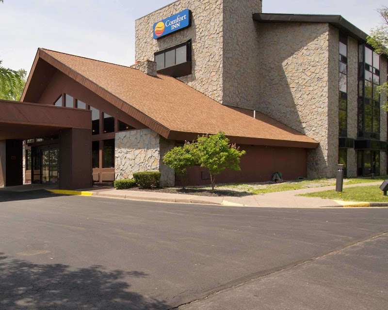 Comfort Inn & Suites Syracuse-Carrier Circle - Event Venue in Syracuse, New York