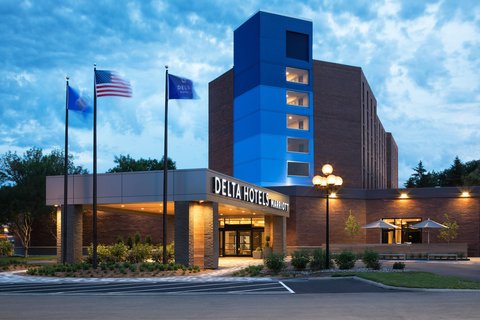 Delta Hotels Minneapolis Northeast - Event Venue in Minneapolis, Minnesota