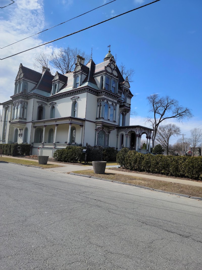 Batcheller Mansion Inn - Event Venue in Saratoga Springs, New York