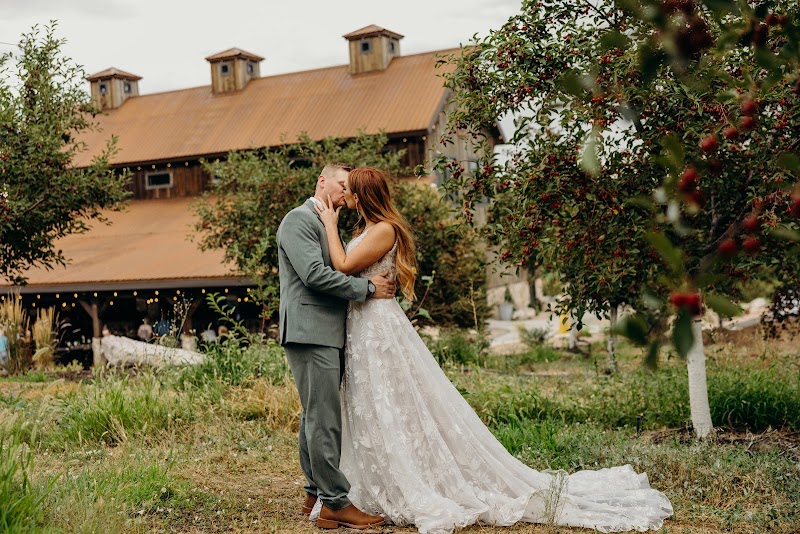 The Barn at Wall Brothers Orchards - Event Venue in Santaquin, Utah