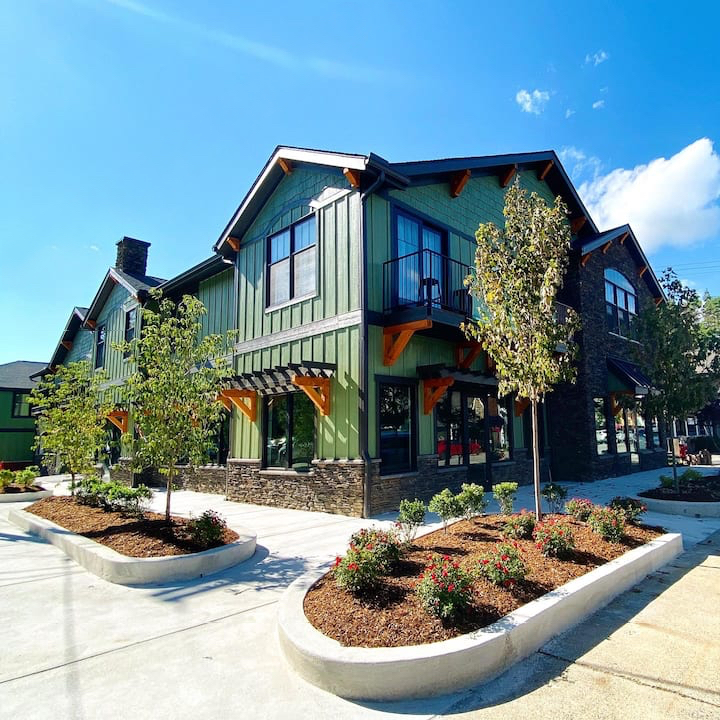 Main & Pine - Event Venue in Blowing Rock, North Carolina