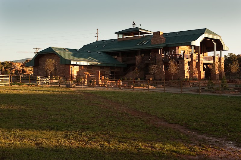Cougar Ridge Resort - Event Venue in Torrey, Utah