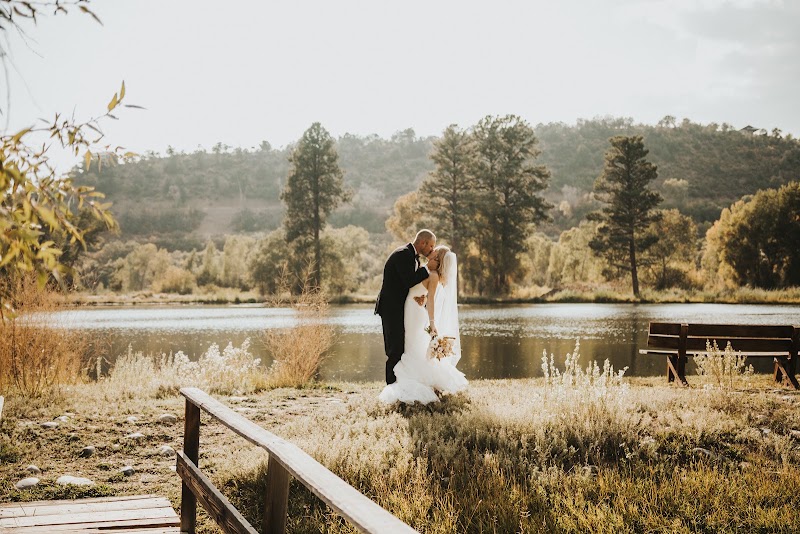 LePlatt's Pond - Weddings and Events - Event Venue in Bayfield, Colorado