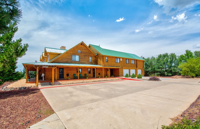 Quarter Horse Inn & Lodge - Event Venue in Williams, Arizona