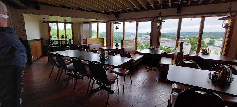 2 Chefs Italian Restaurant & Bar - Event Venue in Worcester, Massachusetts