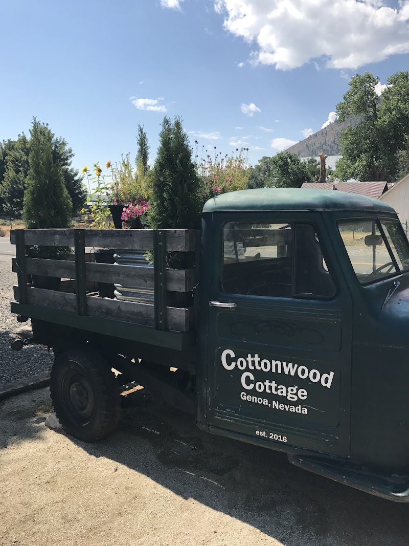 Cottonwood Cottage - Event Venue in Genoa, Nevada